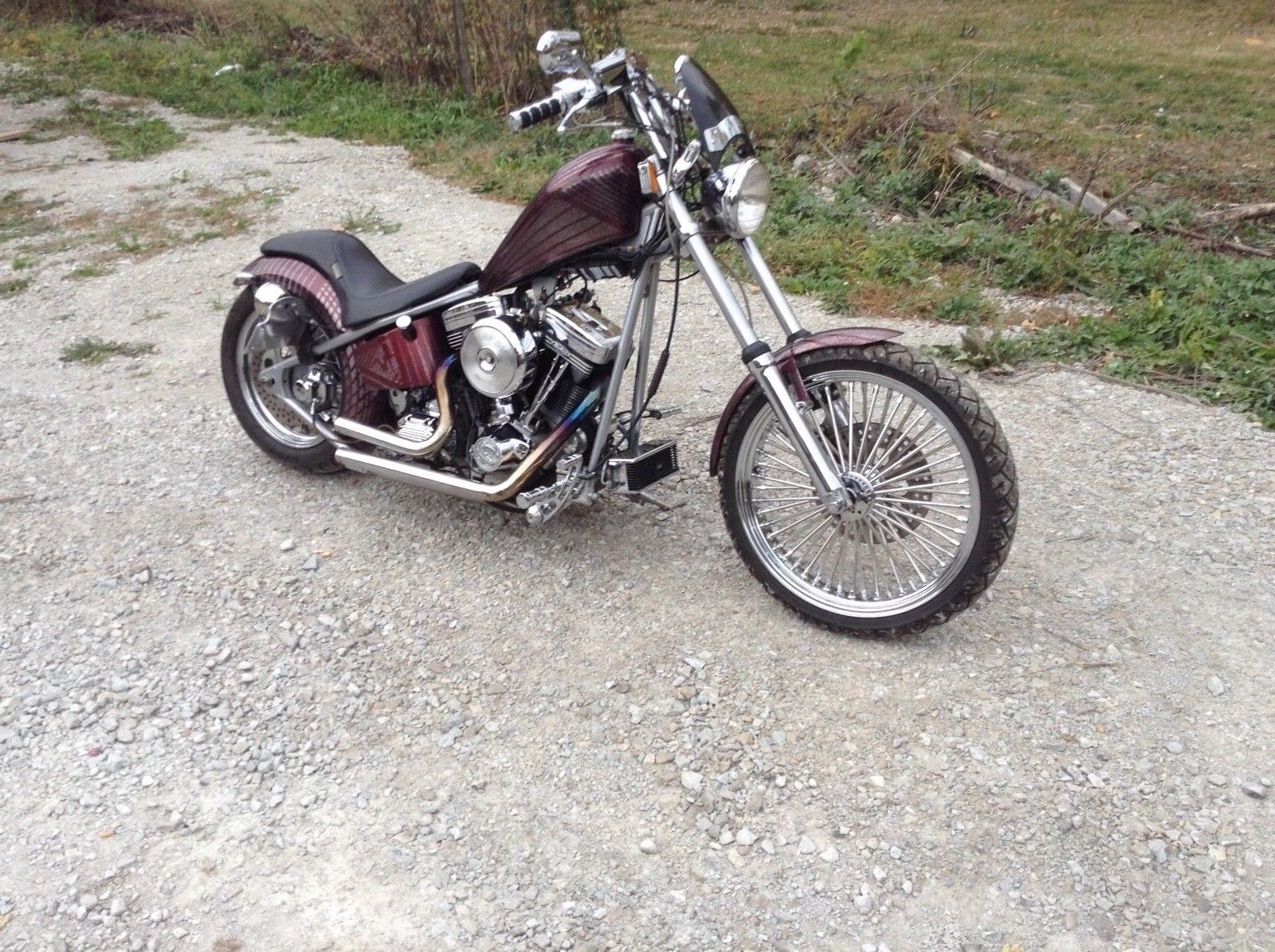 Hard tail. Harley Davidson Dyna Hardtail. Чоппер бордовый. Кастомный хвост мотоцикла. 2001 Custom Chopper.