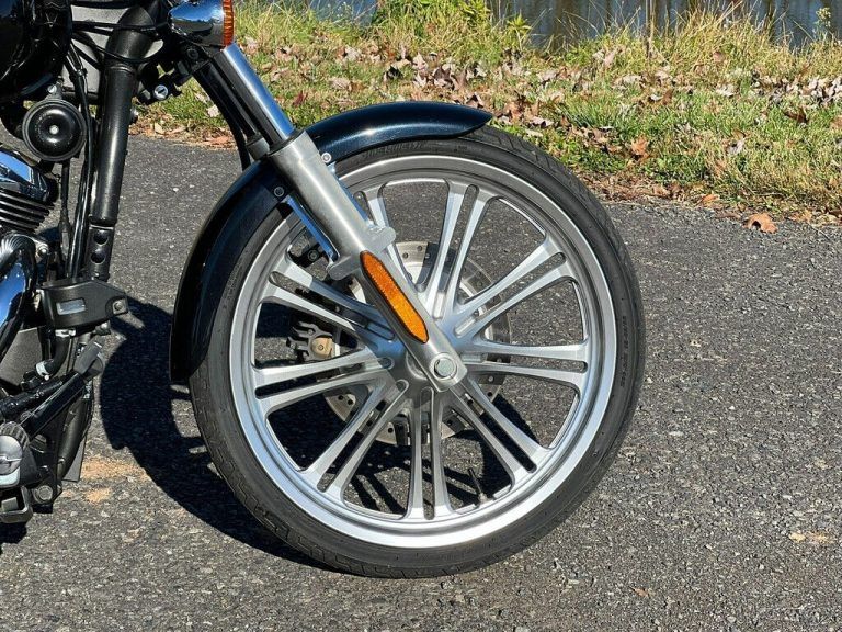 kawasaki vulcan 1500 wheels