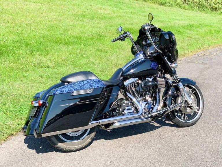 2016 Harley-Davidson Street Glide Special Flhxs 103′ Stretched for sale